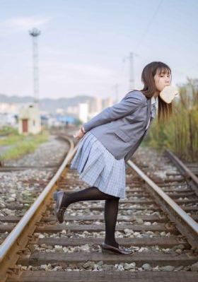 chinese体育生solo_BD英语手机免费观看完整