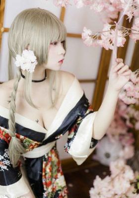 李采潭热情的邻居电影播放_JVID性感写真