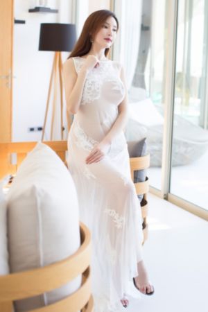 女子高中生的腰姿_720高清迅雷在线观看
