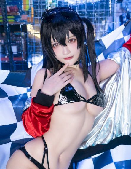 日本大胸年轻继拇在线观看_完整无删减版