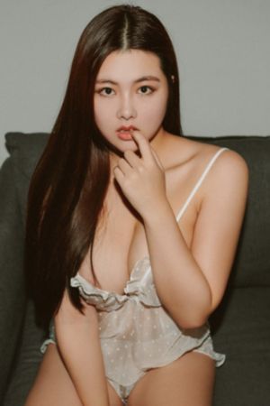 我邻居漂亮女教师2_国产剧电影完整版