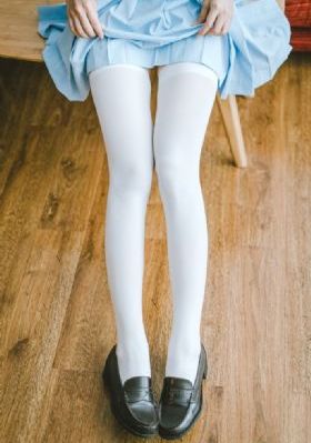被迫成为女同学的脚奴袜奴_国产精品视频