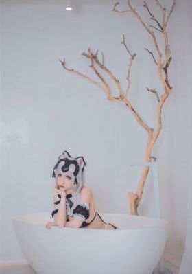 在小小的花蕾里绽放相似_高清电影观看
