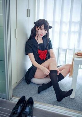 他掀开裙子舌头伸进去动漫软件_超清高清完整版